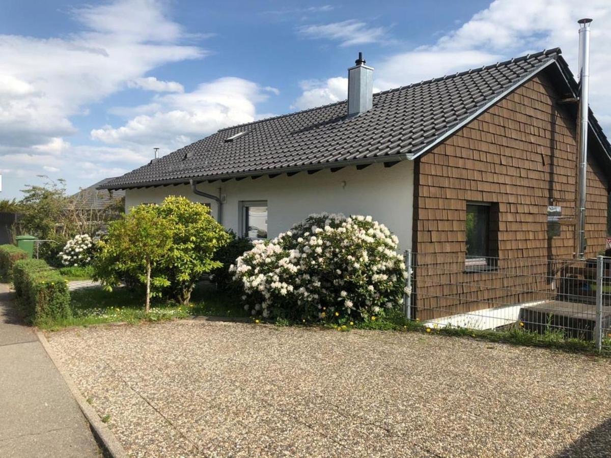 Апартаменты Schwarzwaldhirsch Unterkirnach Экстерьер фото